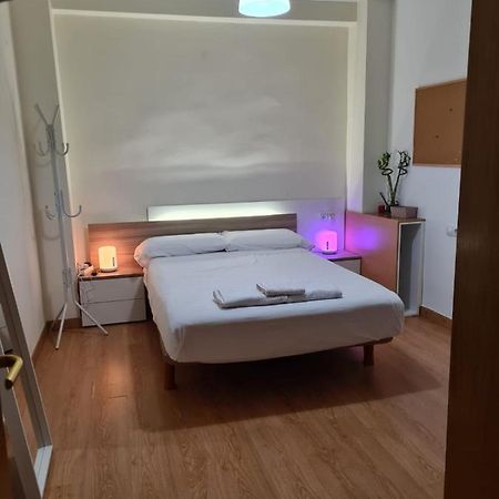 Habitacion Con Bano Privado- En Casa Familiar Beatriz 瓦伦西亚 外观 照片