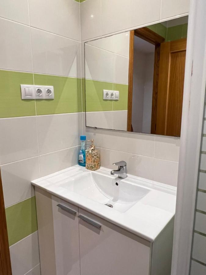 Habitacion Con Bano Privado- En Casa Familiar Beatriz 瓦伦西亚 外观 照片