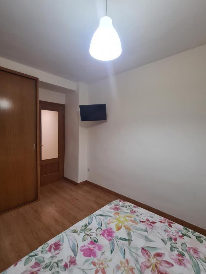 Habitacion Con Bano Privado- En Casa Familiar Beatriz 瓦伦西亚 外观 照片